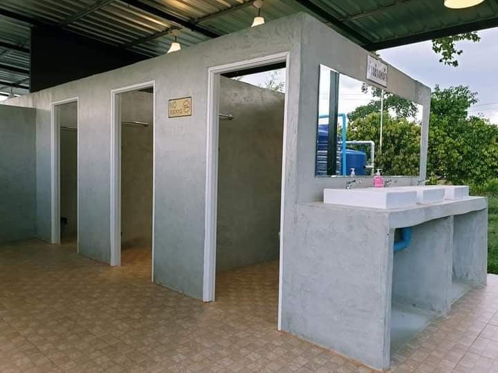 ห้องน้ำโก๋แคมป์ Koh Camp