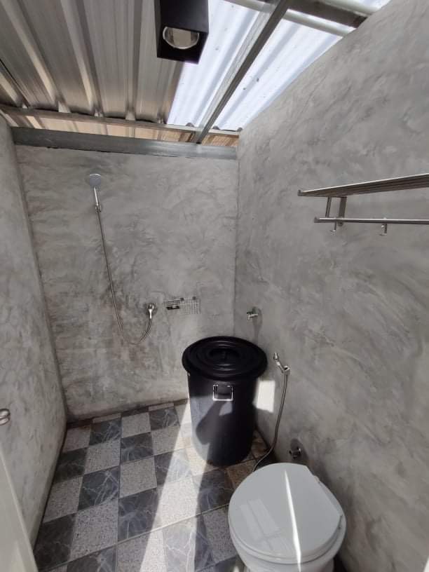 ห้องน้ำธาราหลังเขา แคมป์ปิ้ง Tara Lang Khao Camping