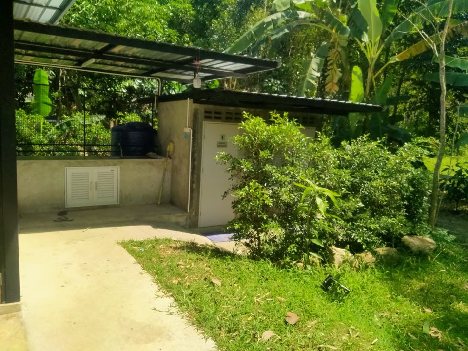 ห้องน้ำบ้านเล็กในป่าใหญ่ Ban Lex Nai Par Yai
